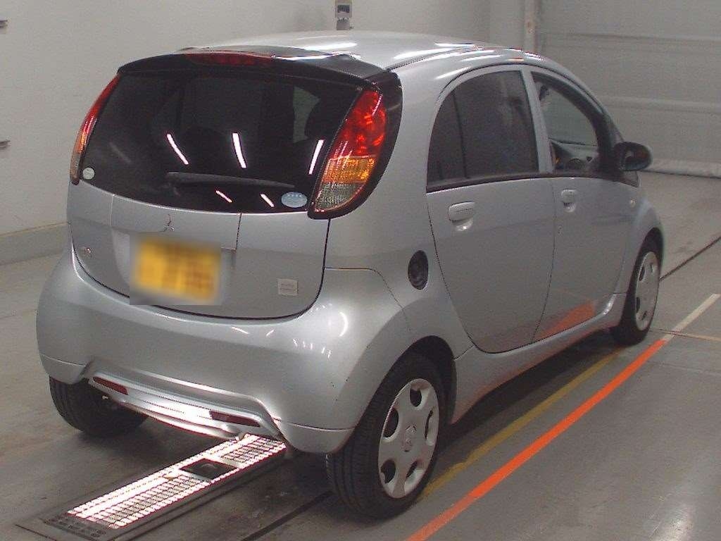 MITSUBISHI I
