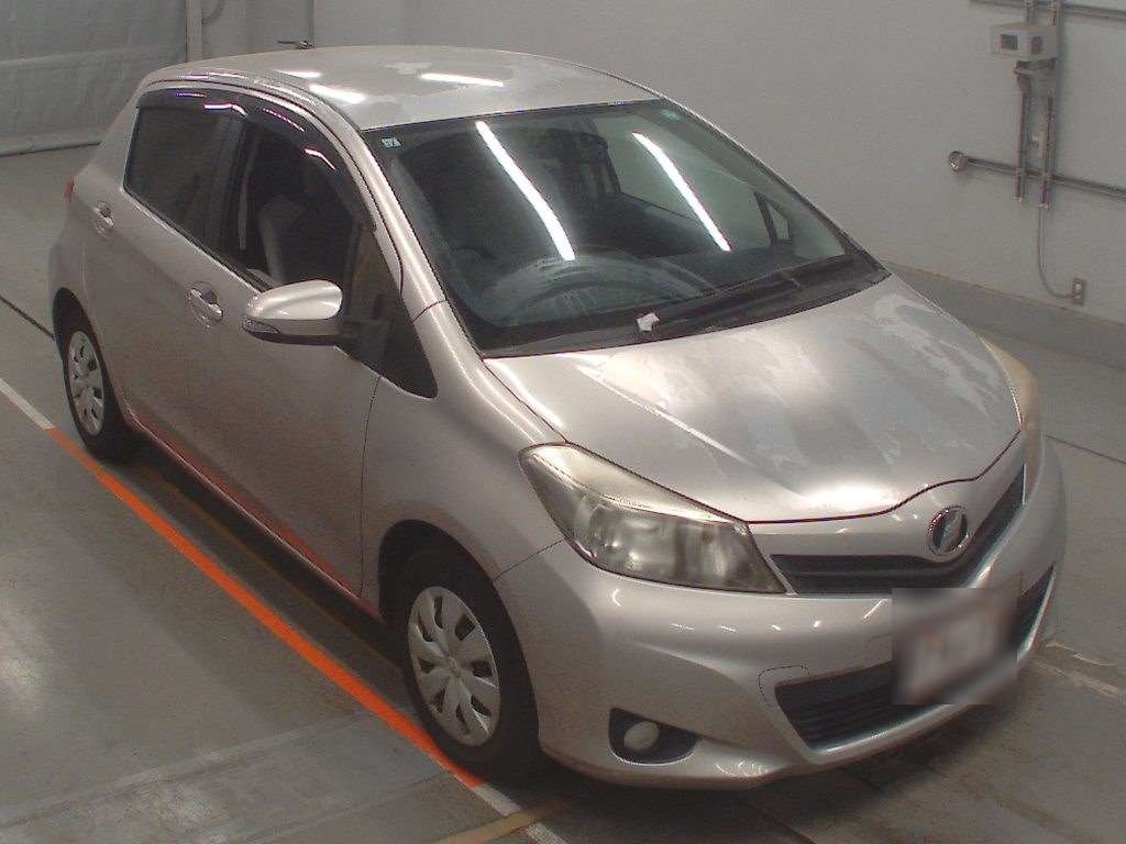TOYOTA VITZ