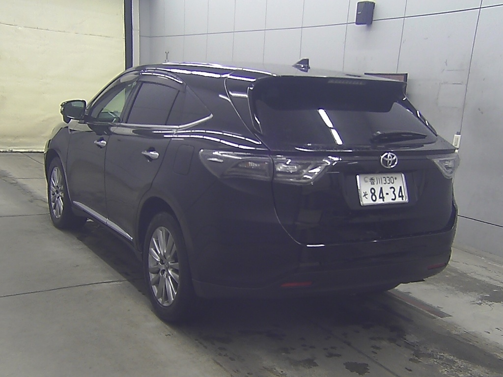 TOYOTA HARRIER