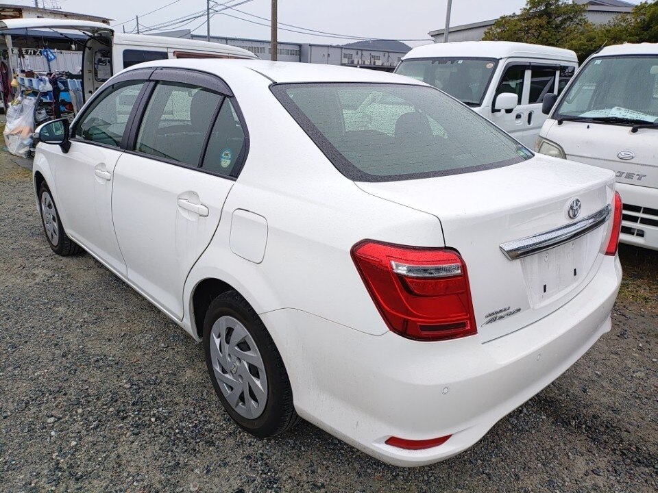 TOYOTA COROLLA AXIO