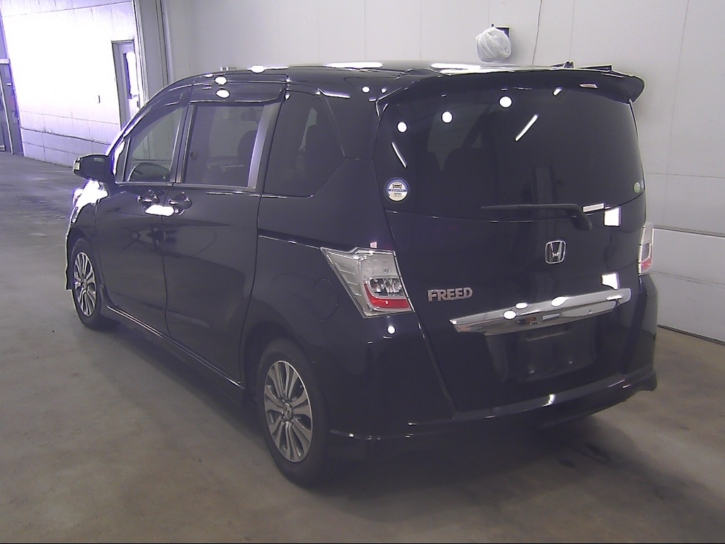 HONDA FREED