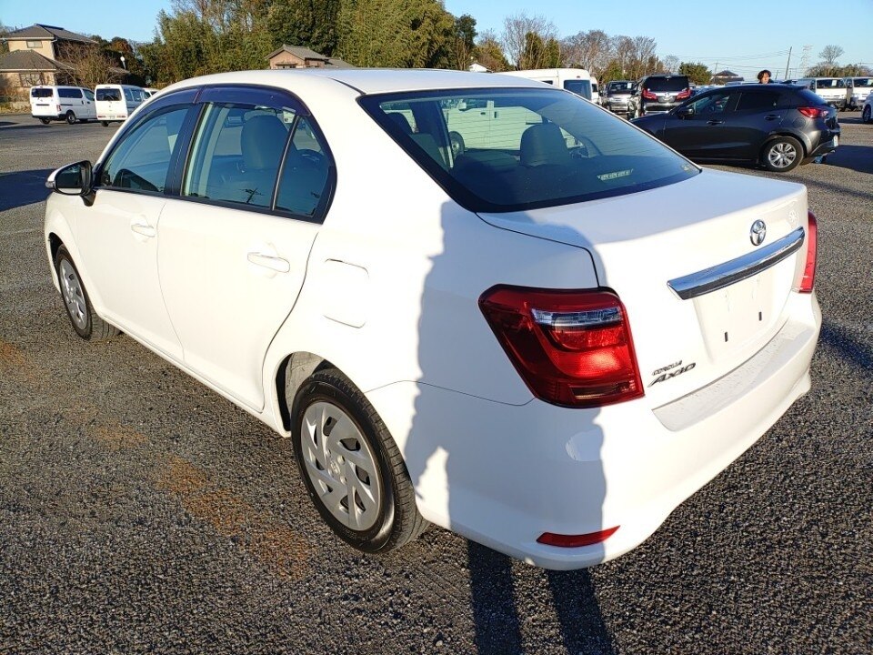 TOYOTA COROLLA AXIO