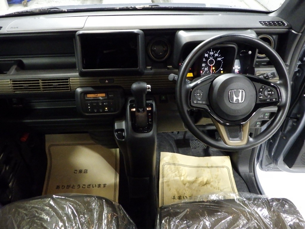 HONDA N-VAN