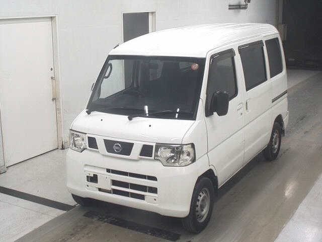 NISSAN NV100 CLIPPER
