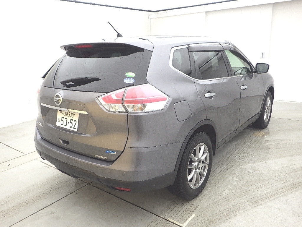 NISSAN X-TRAIL