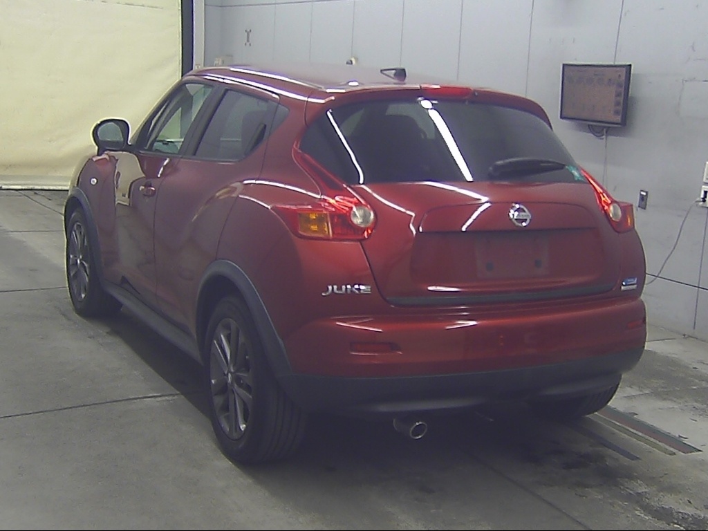 NISSAN JUKE
