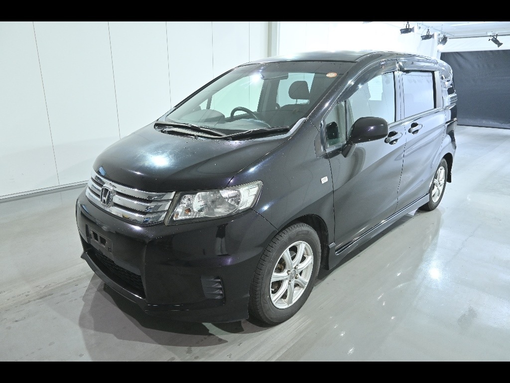 HONDA FREED SPIKE