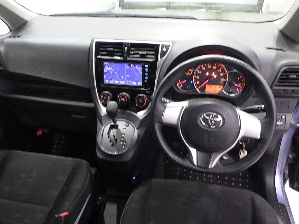 TOYOTA RACTIS