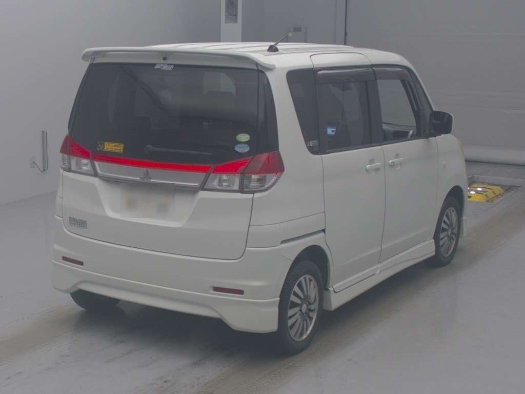 MITSUBISHI DELICA D:2