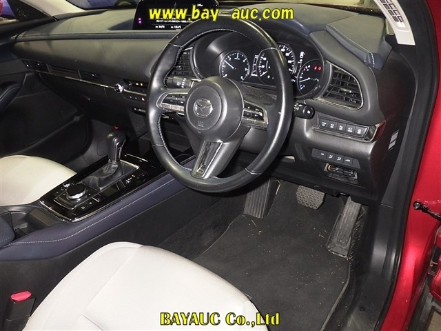 MAZDA CX-30