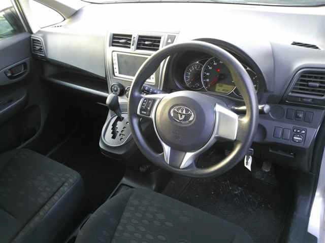 TOYOTA RACTIS