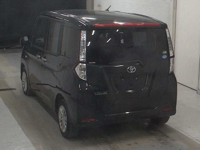 TOYOTA TANK