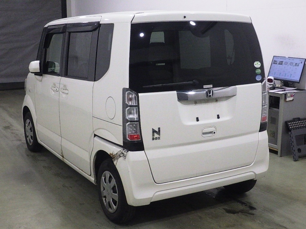 HONDA N-BOX