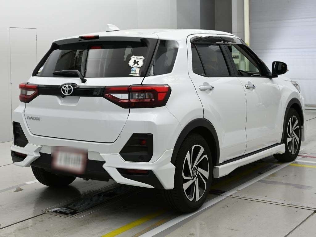 TOYOTA RAIZE