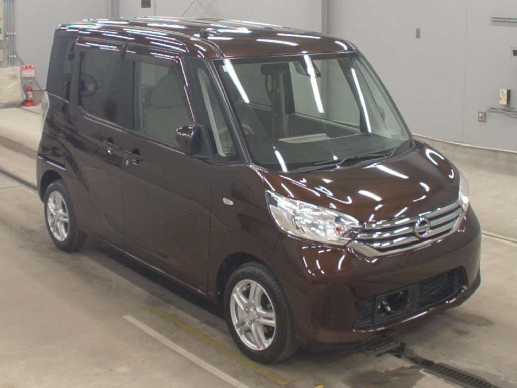 NISSAN DAYZ ROOX