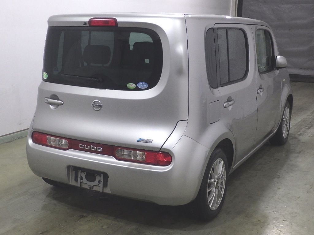 NISSAN CUBE