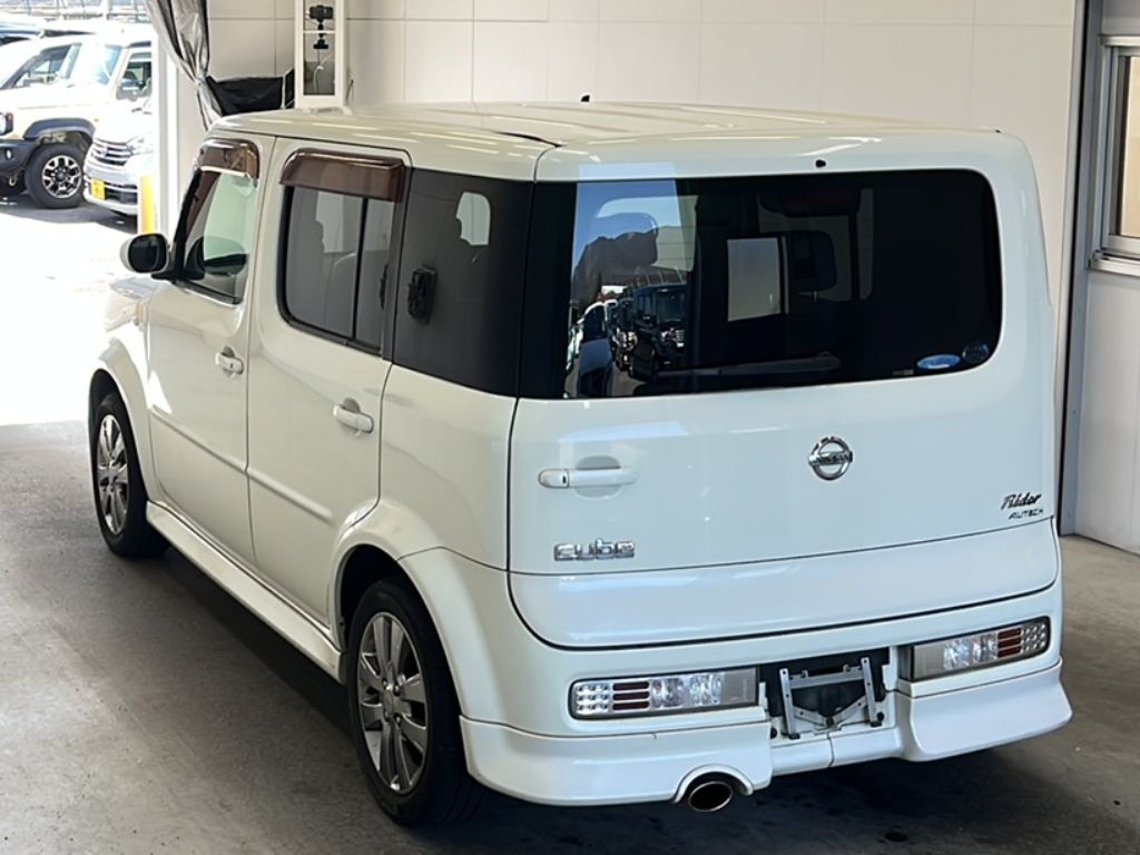 NISSAN CUBE