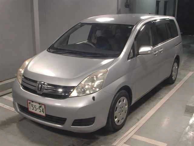 TOYOTA ISIS