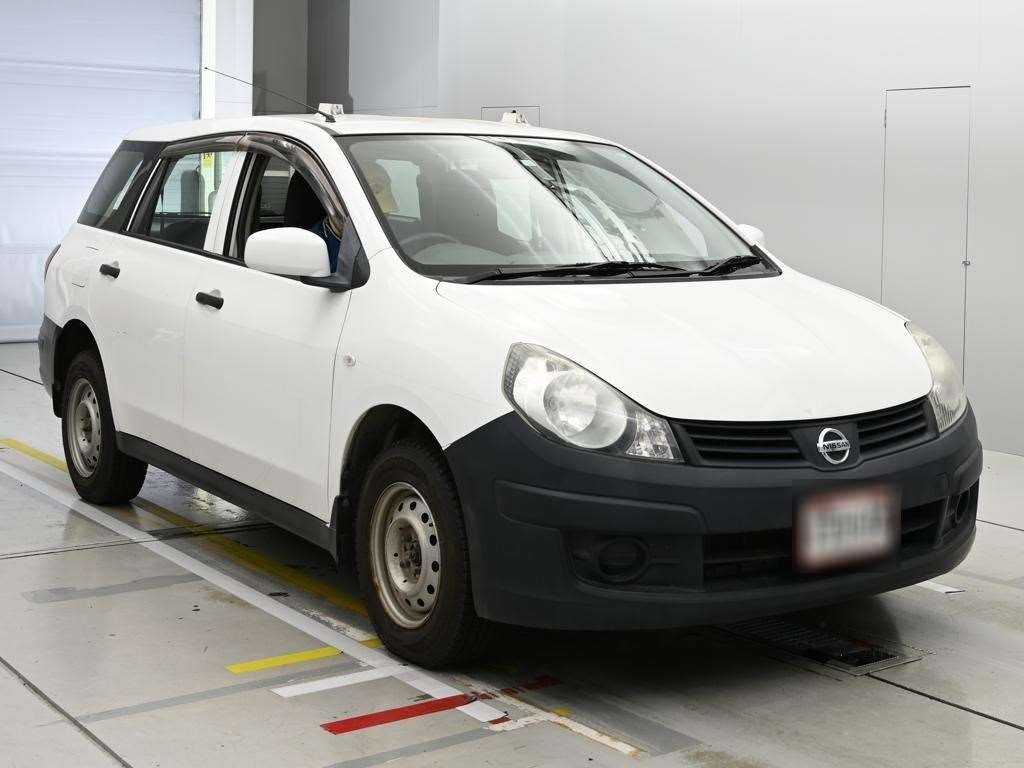 NISSAN AD