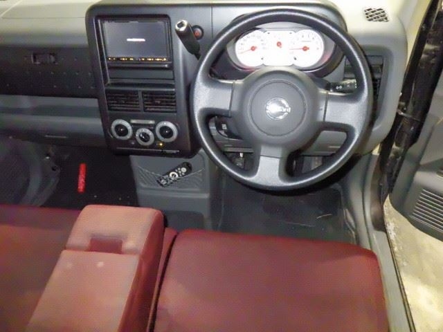 NISSAN CUBE