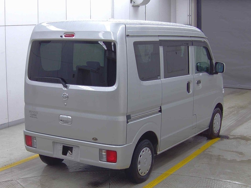 NISSAN NV100 CLIPPER