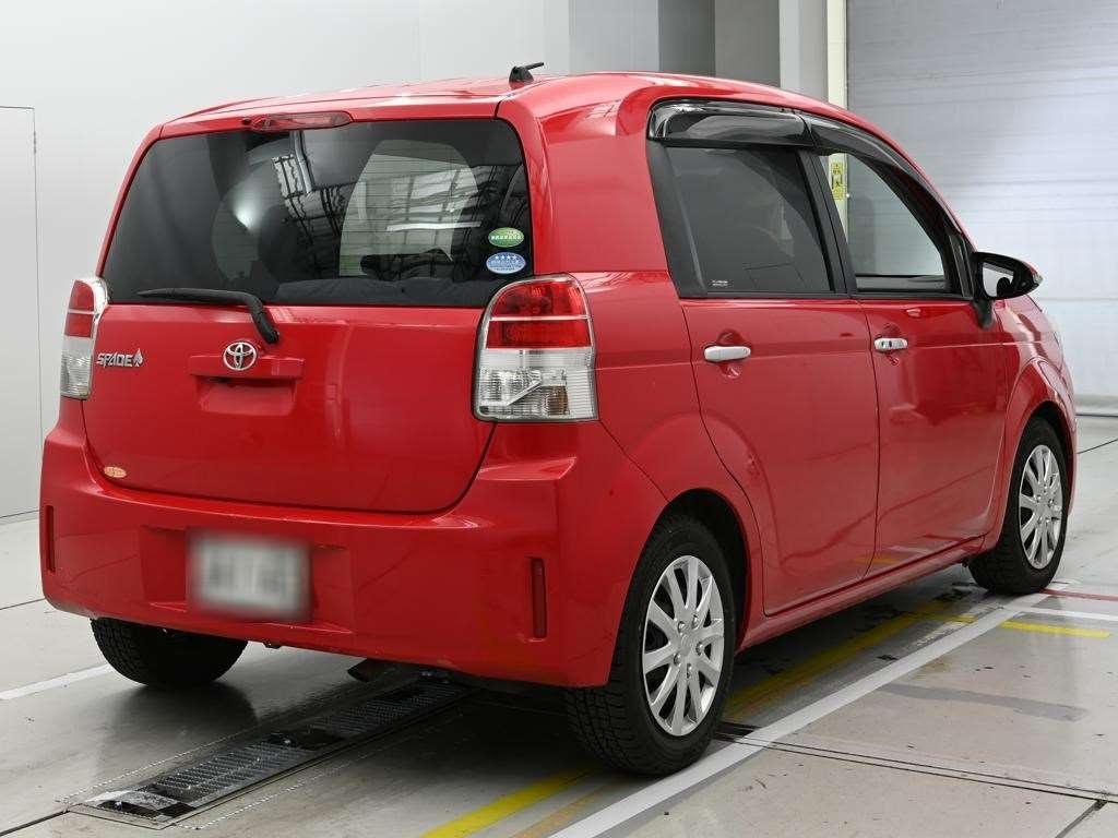 TOYOTA SPADE