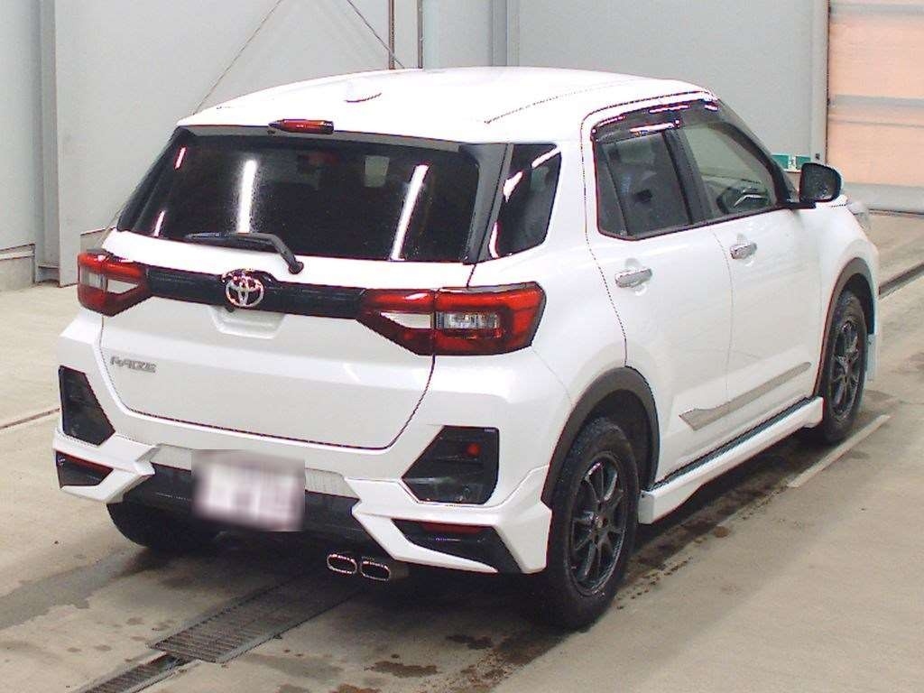 TOYOTA RAIZE