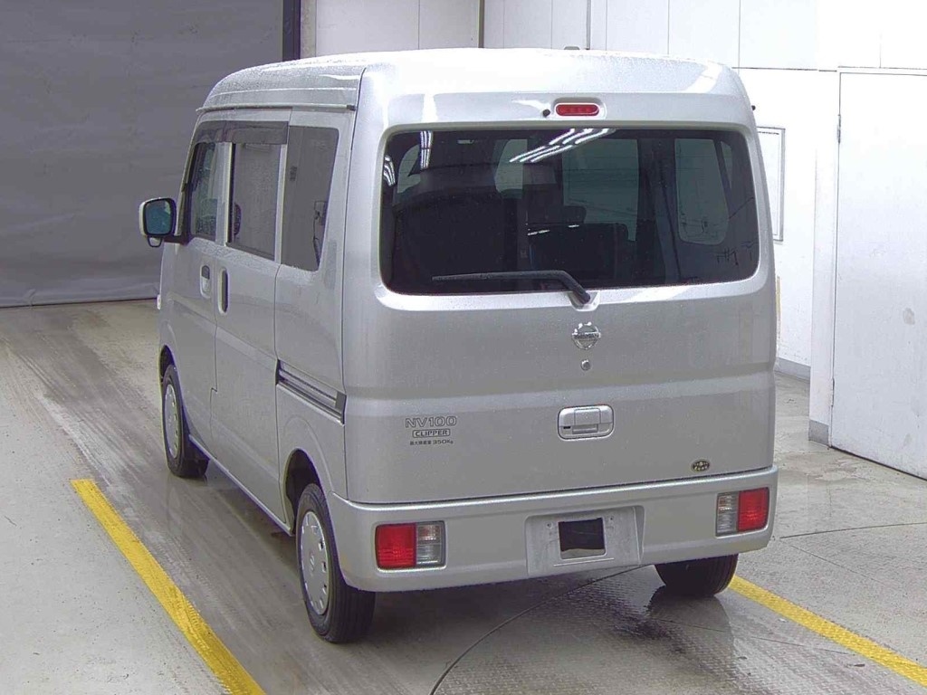 NISSAN NV100 CLIPPER