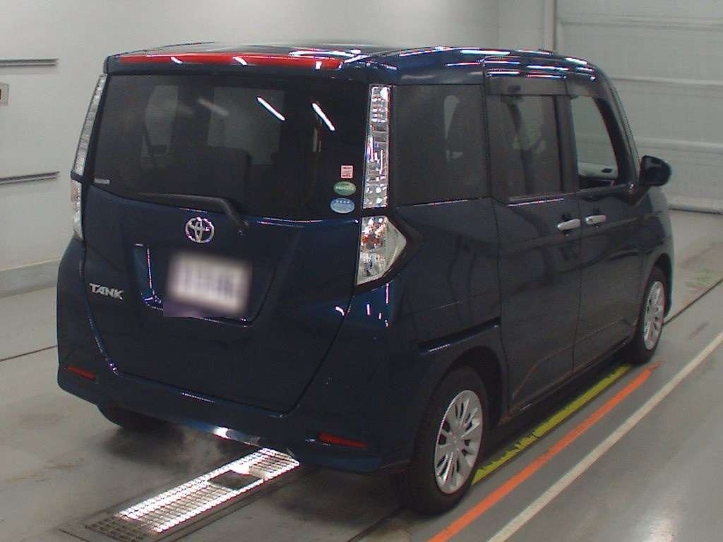 TOYOTA TANK