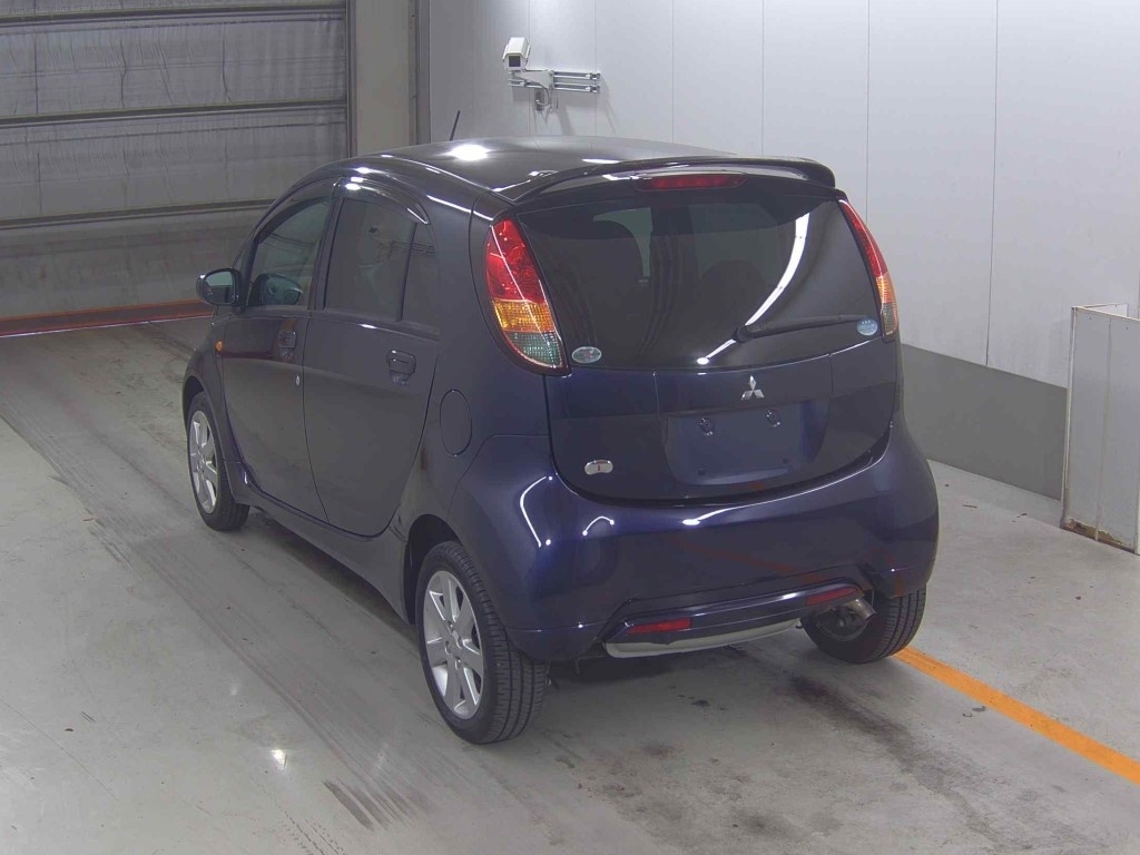 MITSUBISHI I