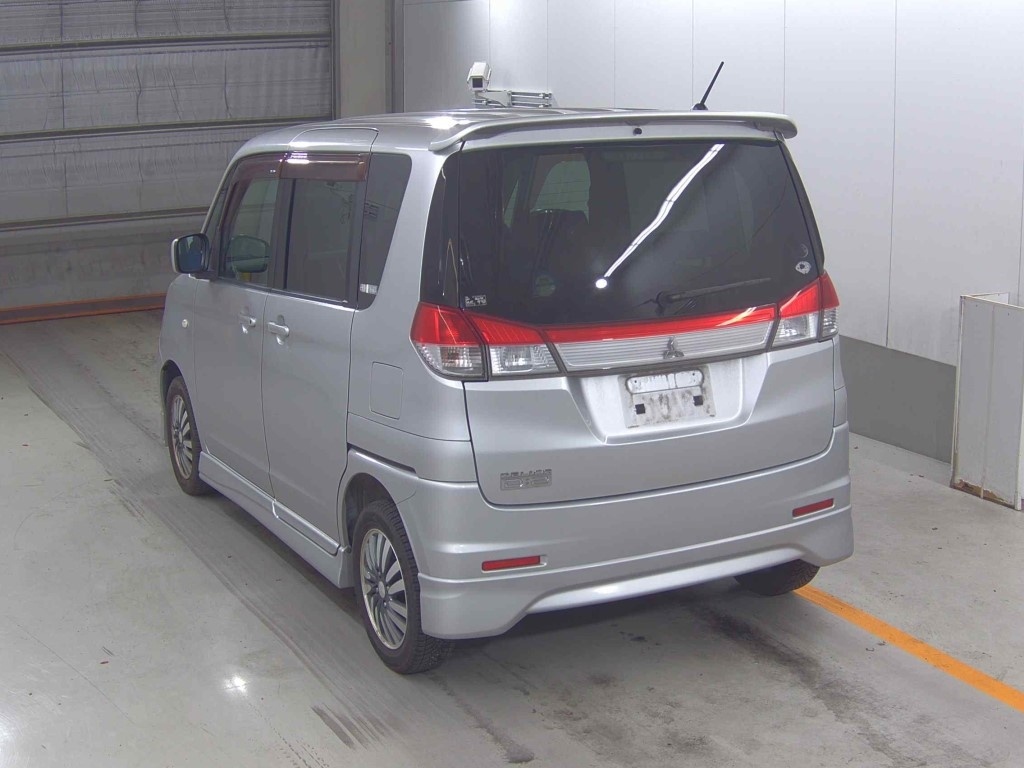 MITSUBISHI DELICA D:2