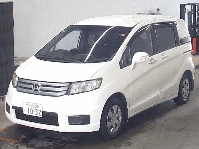 HONDA FREED SPIKE