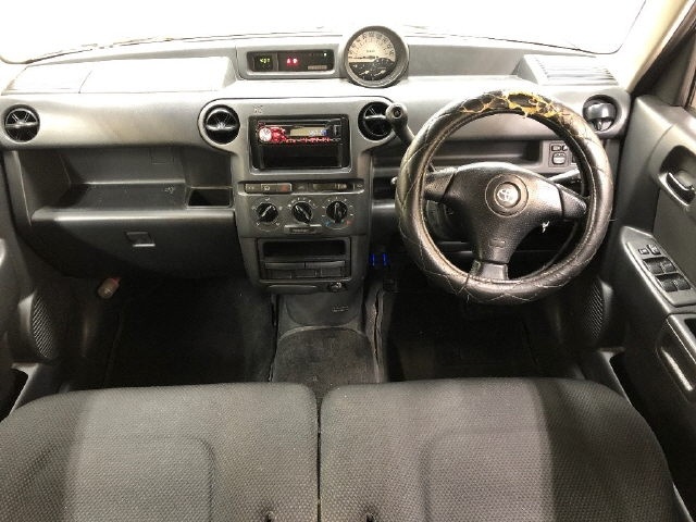 TOYOTA BB