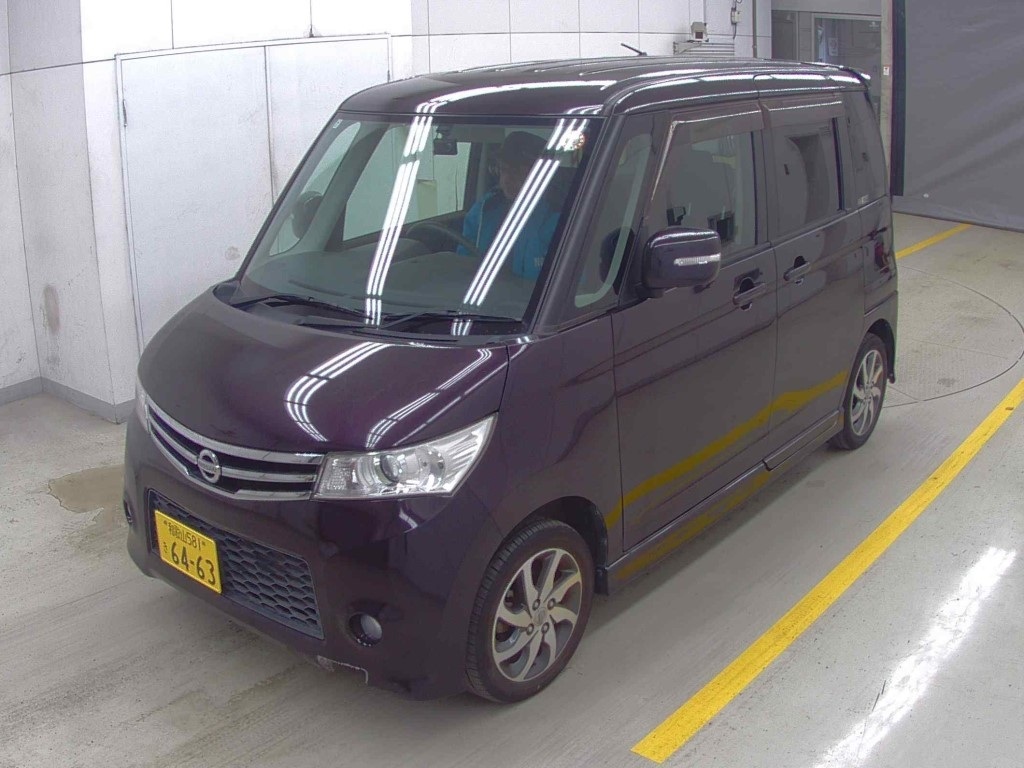 NISSAN ROOX
