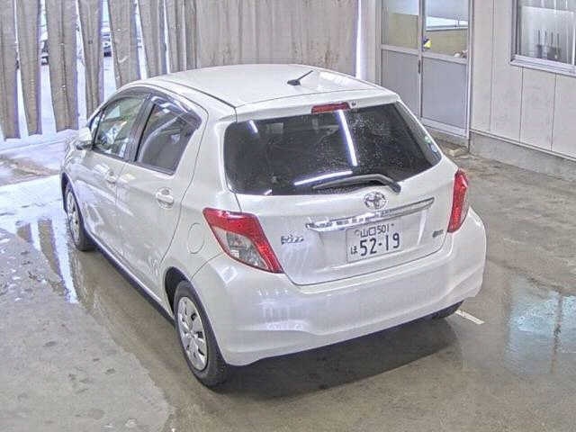 TOYOTA VITZ
