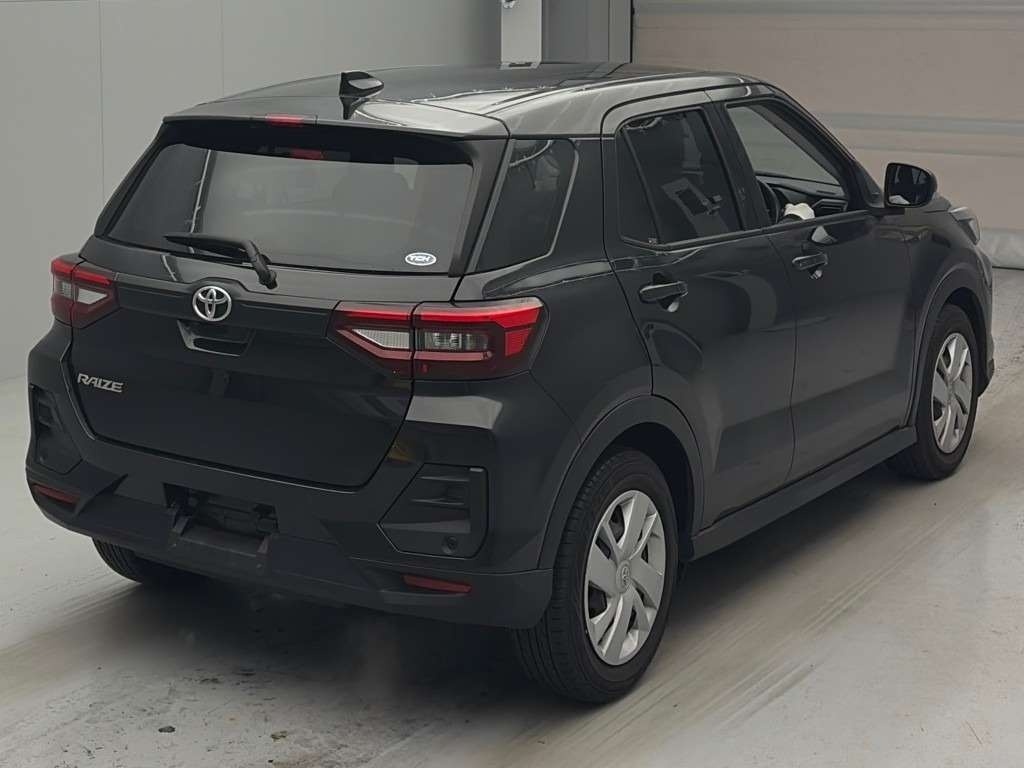 TOYOTA RAIZE