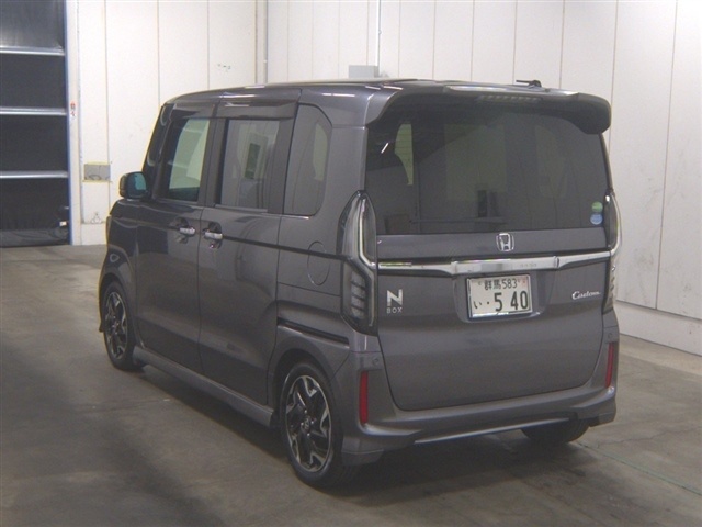HONDA N-BOX