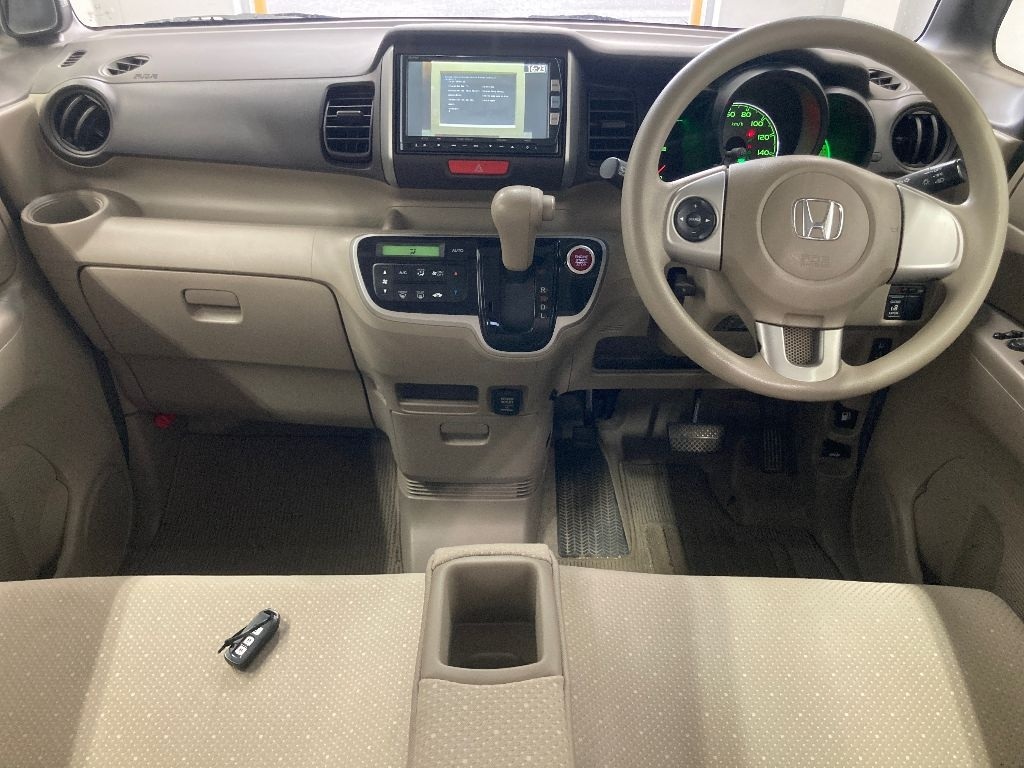 HONDA N-BOX