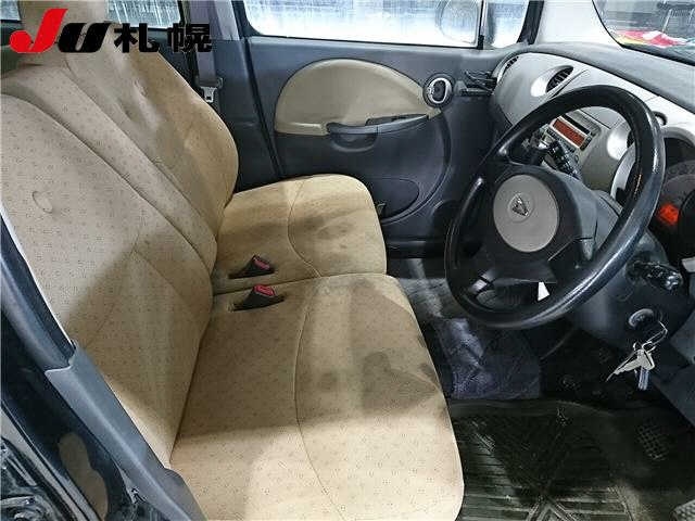 DAIHATSU MOVE LATTE