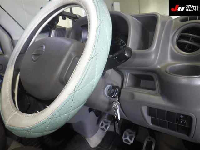 NISSAN NV100 CLIPPER