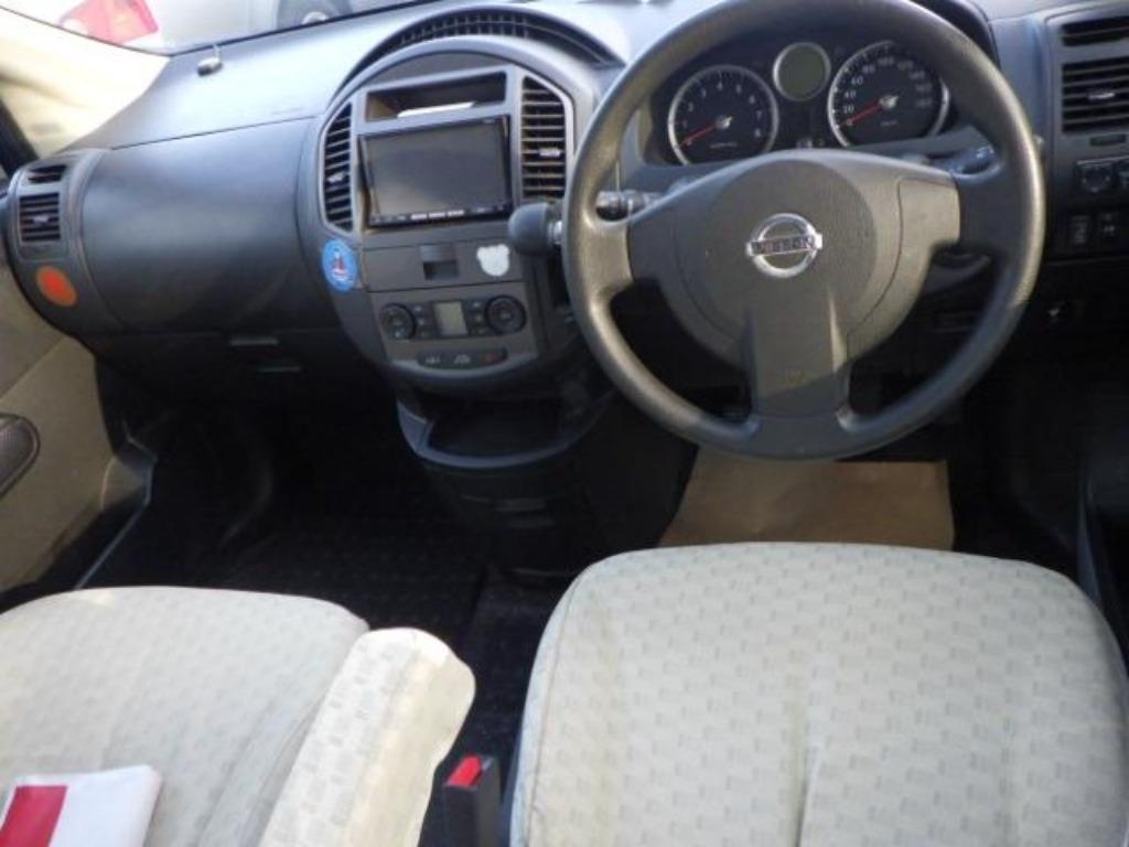 NISSAN LAFESTA