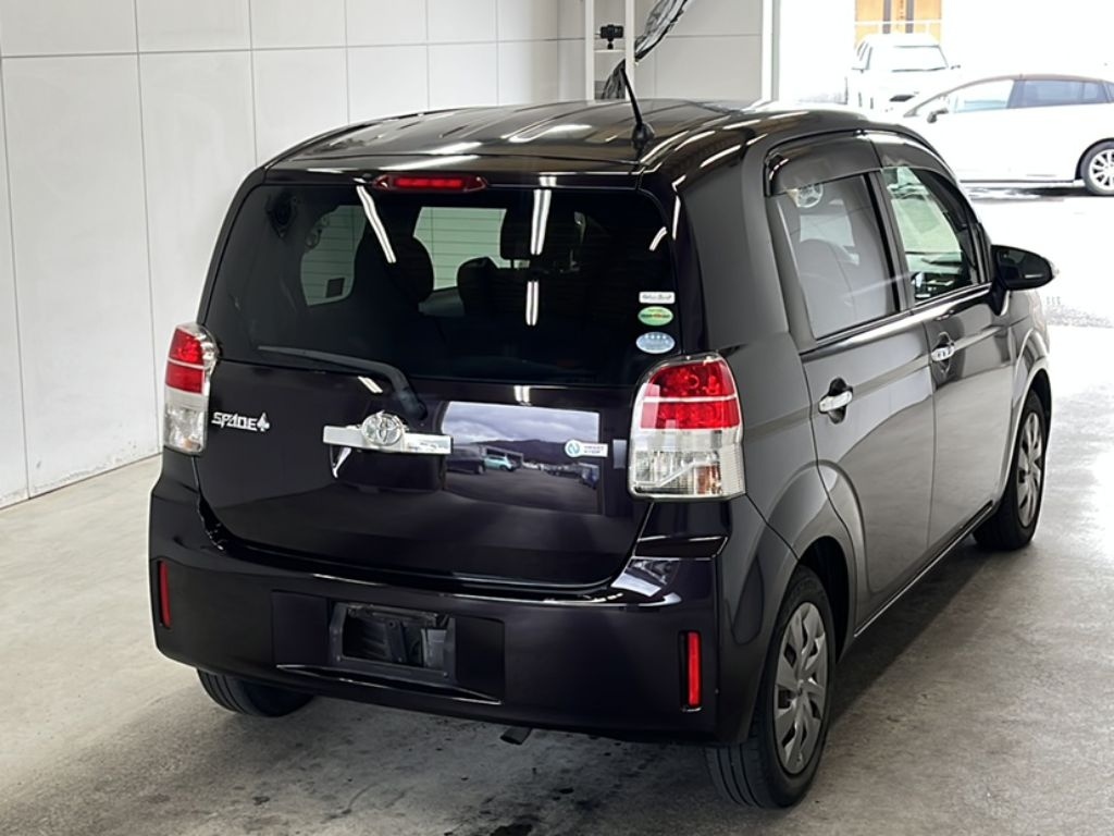 TOYOTA SPADE