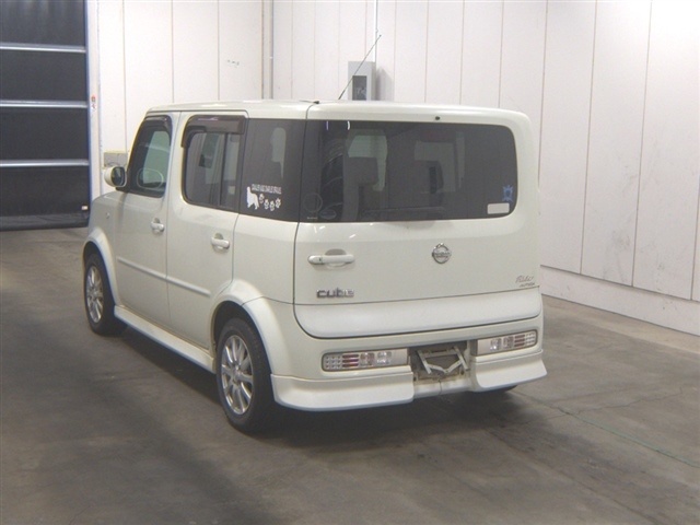 NISSAN CUBE