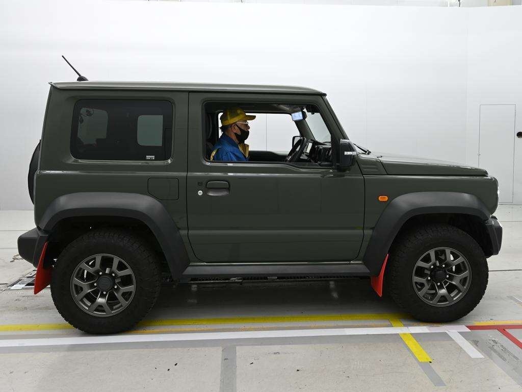 SUZUKI JIMNY SIERRA