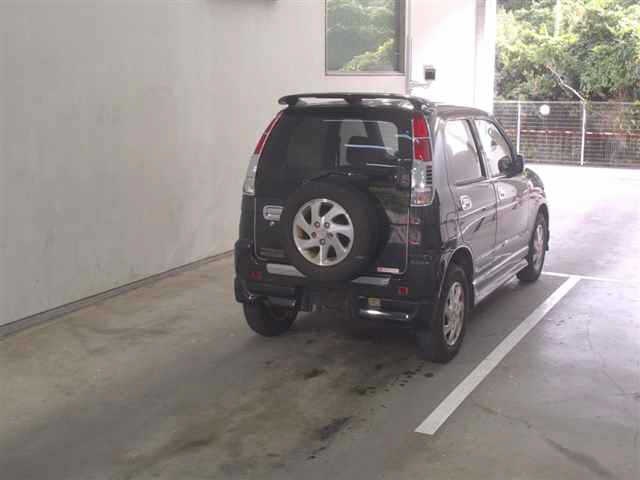 DAIHATSU TERIOS KID