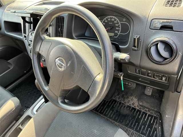 NISSAN AD