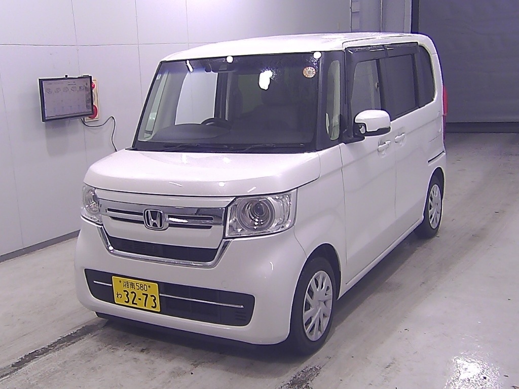 HONDA N-BOX