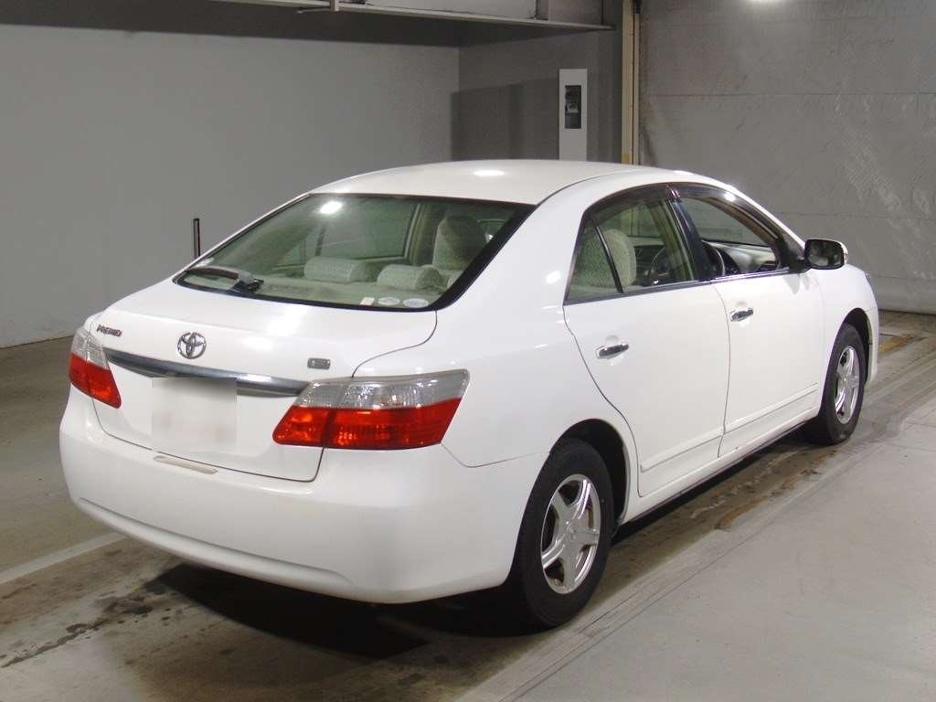 TOYOTA PREMIO