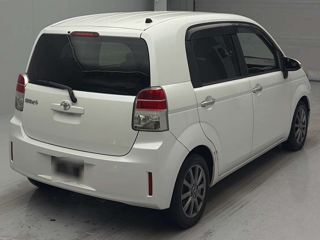 TOYOTA SPADE