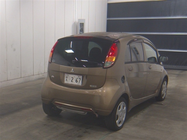 MITSUBISHI I